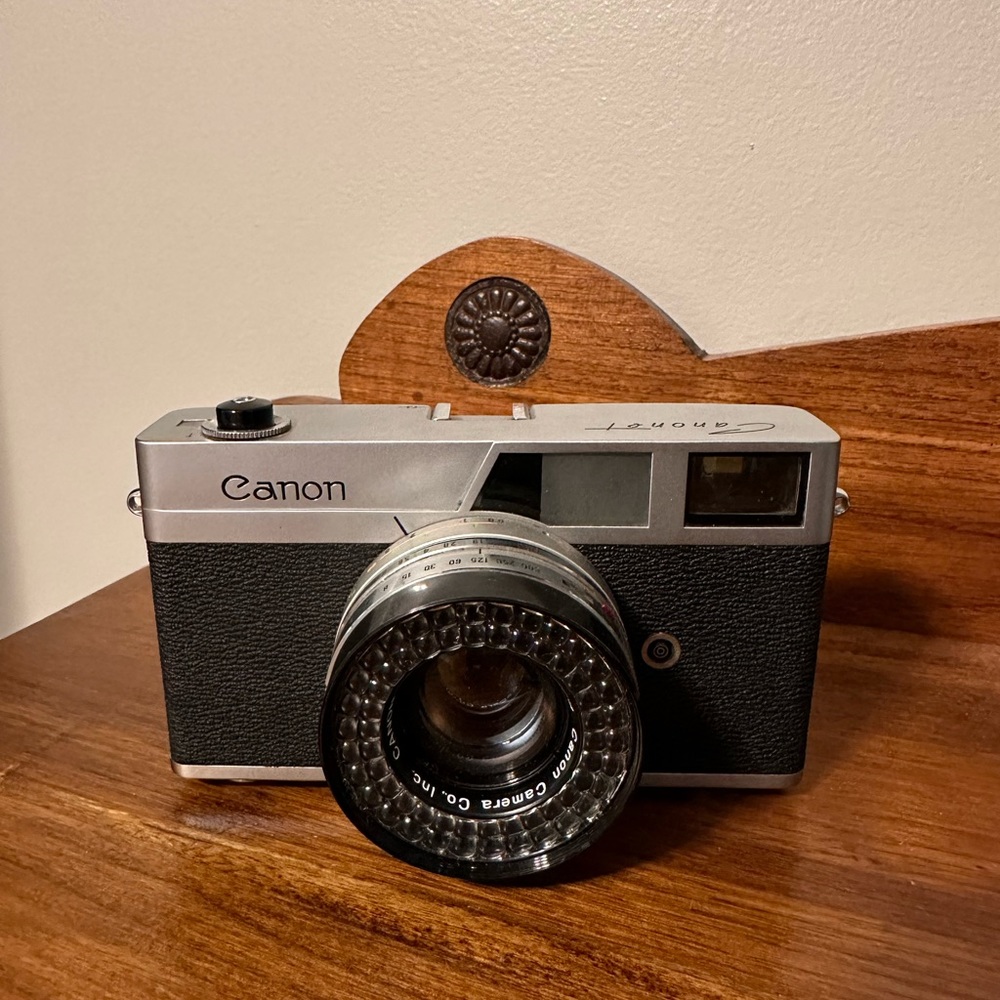 Vintage Canon Canonet Rangefinder 35mm Film Camera